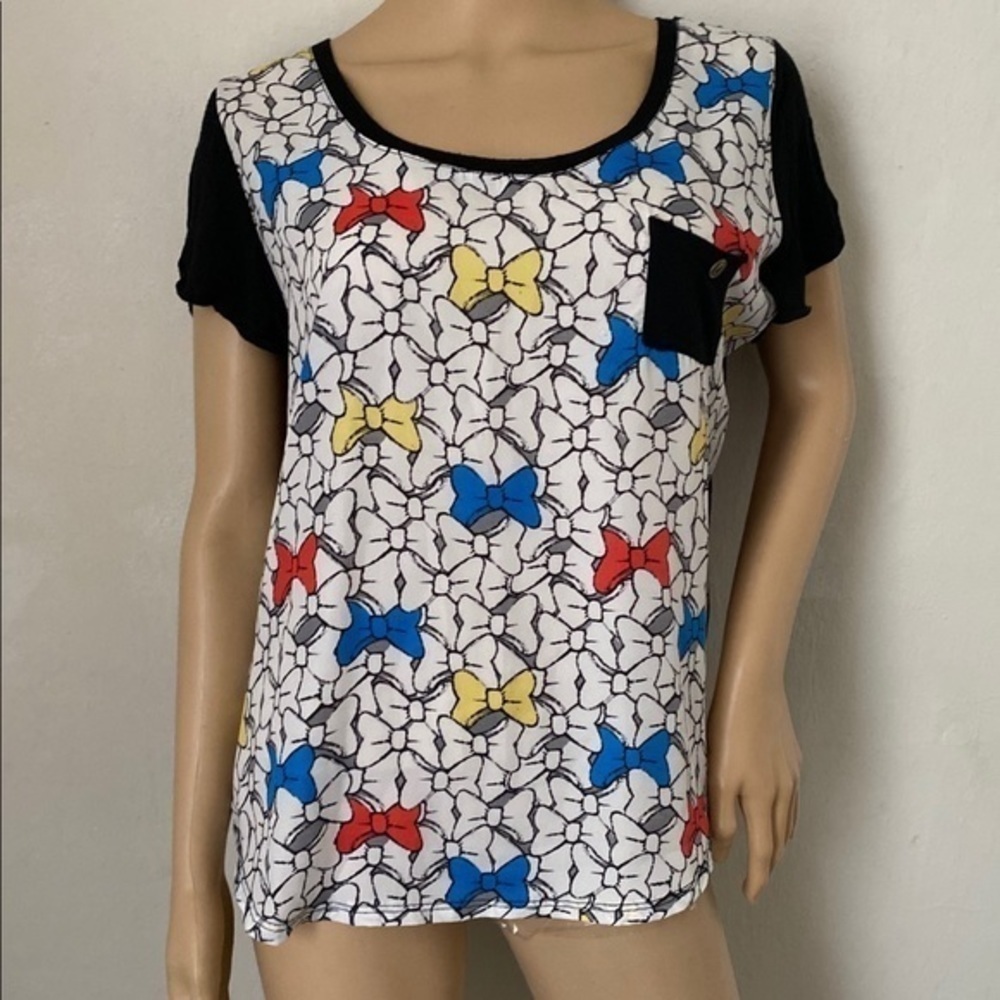 Timing women’s top size L